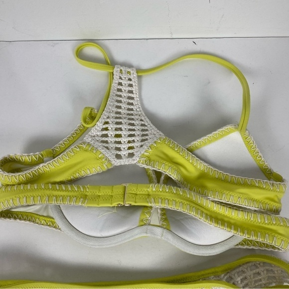Victoria's Secret Green Crochet Triangle 2 Piece Bikini - Picture 5 of 8